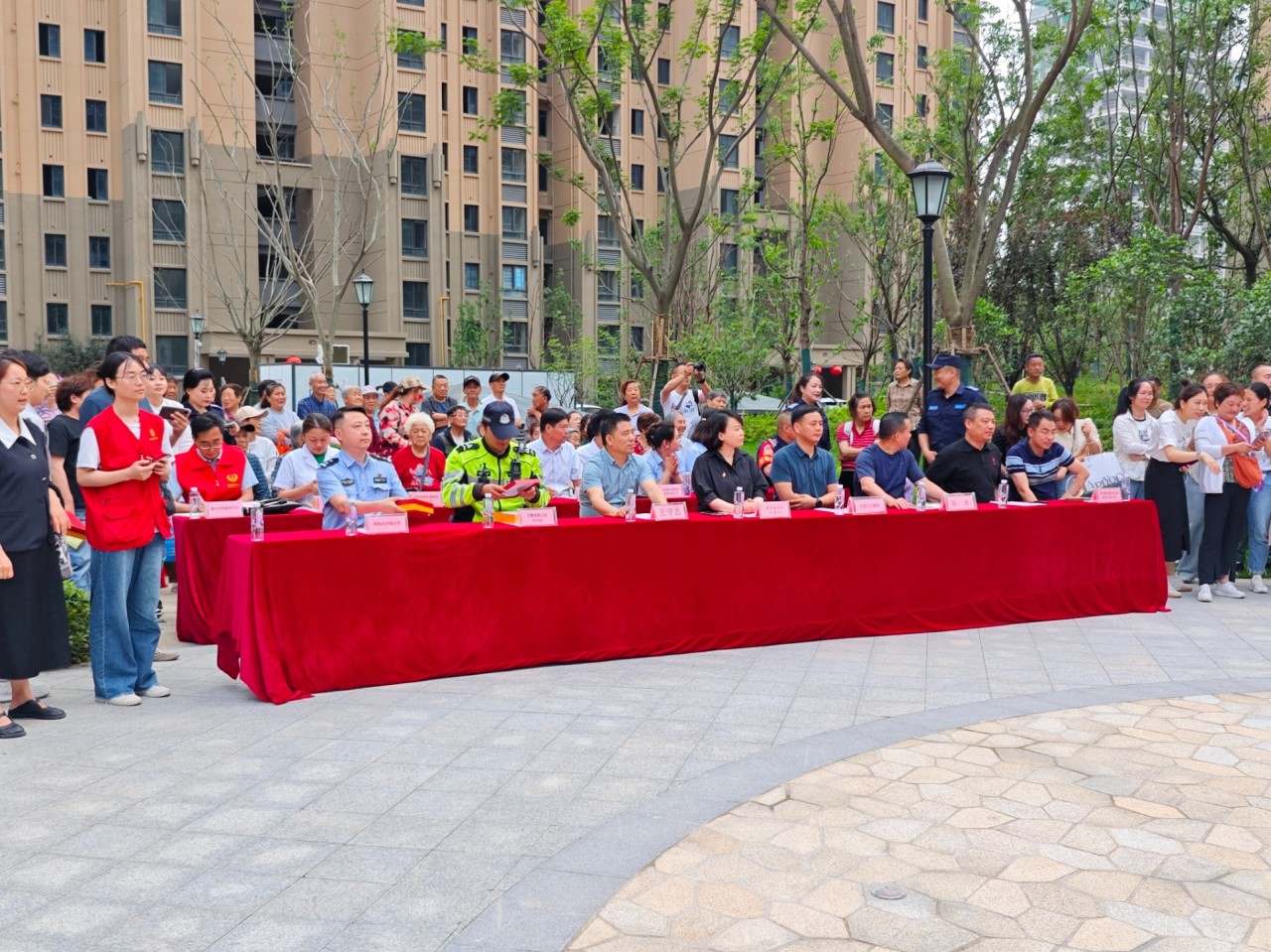 德远助残服务中心用“心”助力花冲盛世家园“邻里节”